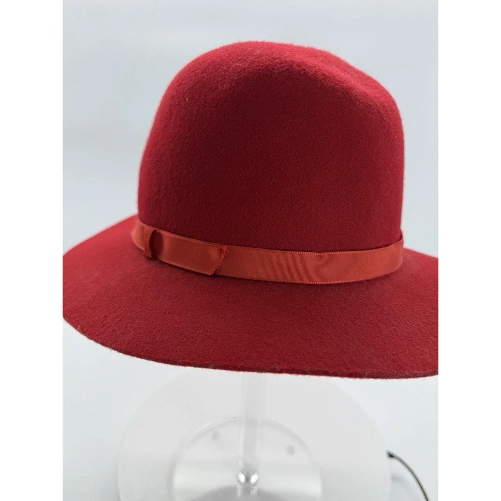 L.L Bean Wool Wide Brim Red Women's‎ Size Small Made In England Vintage